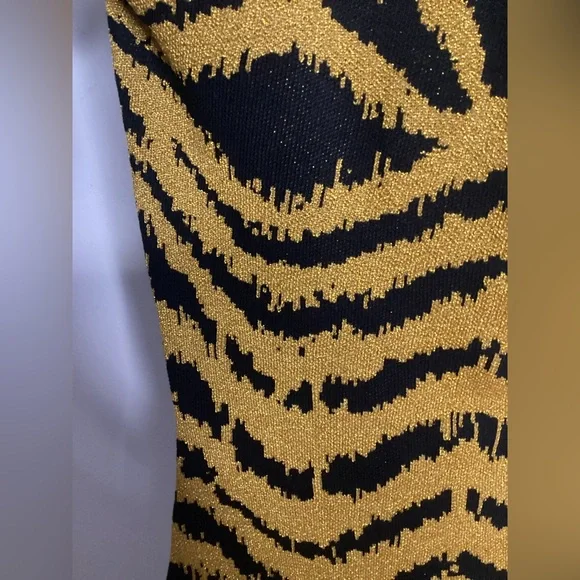 Stylish Black and Gold Jumpsuit S - Picture 11 of 13